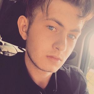 Meet your Posher, Russell